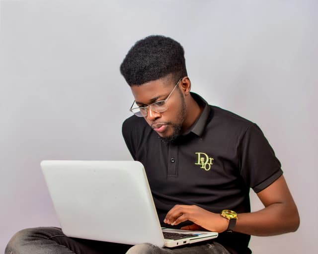 15 Legit Remote Job Websites That Pay Nigerians in Dollars (2026 Guide)
